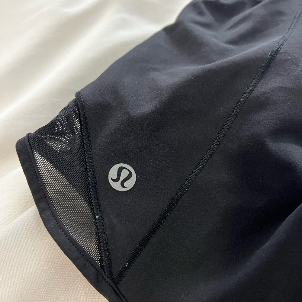 lululemon hotty hot 2.5 high rise